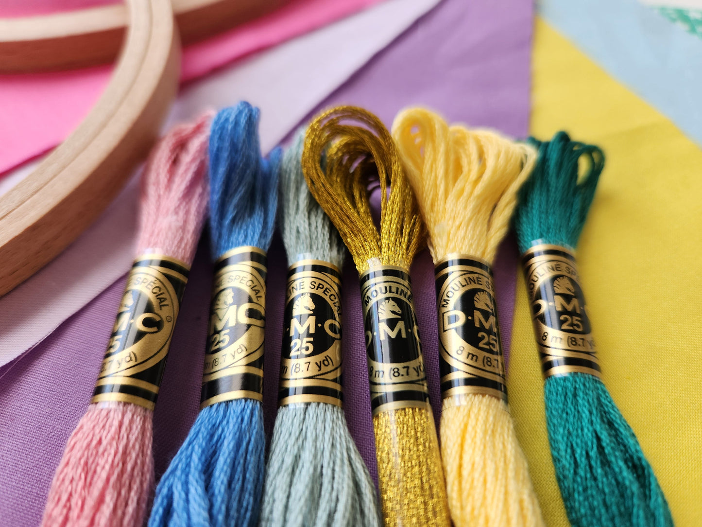 Candy Colors: Fabric and thread bundle with 2 beechwood hoops and a needle minder