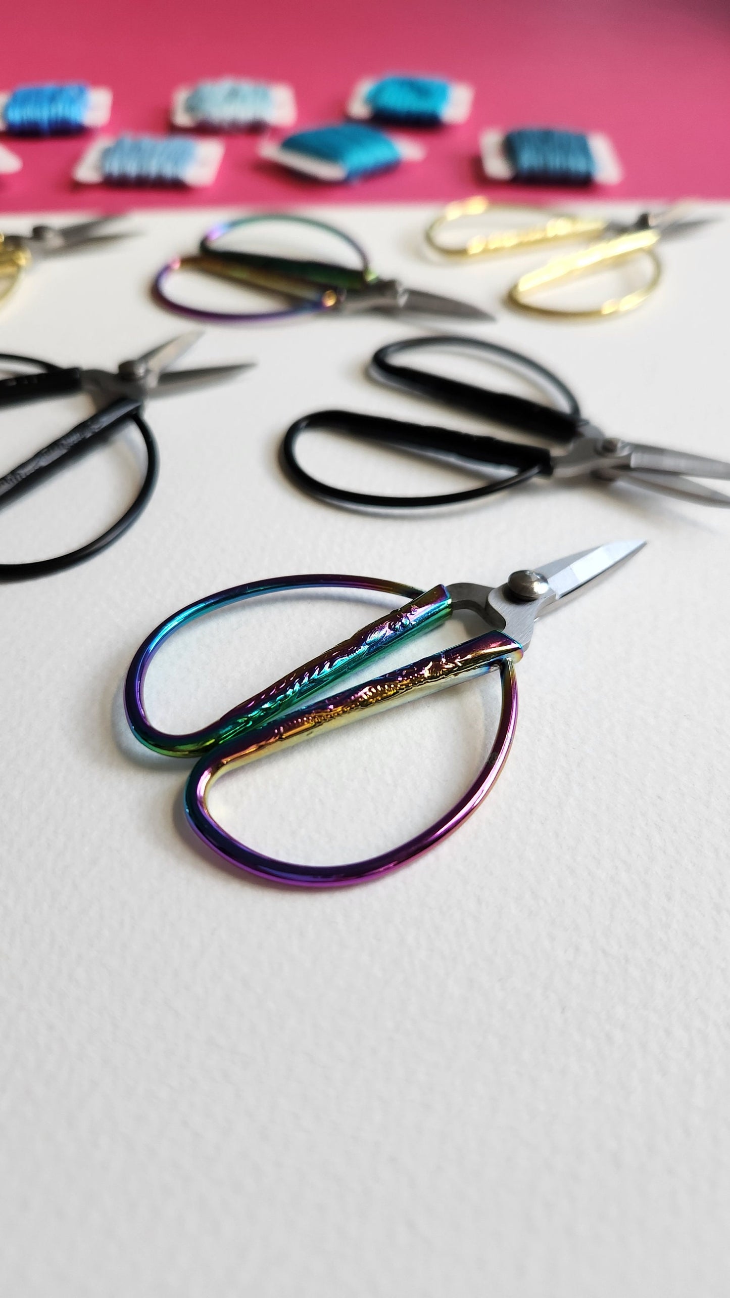 Mini embroidery scissors