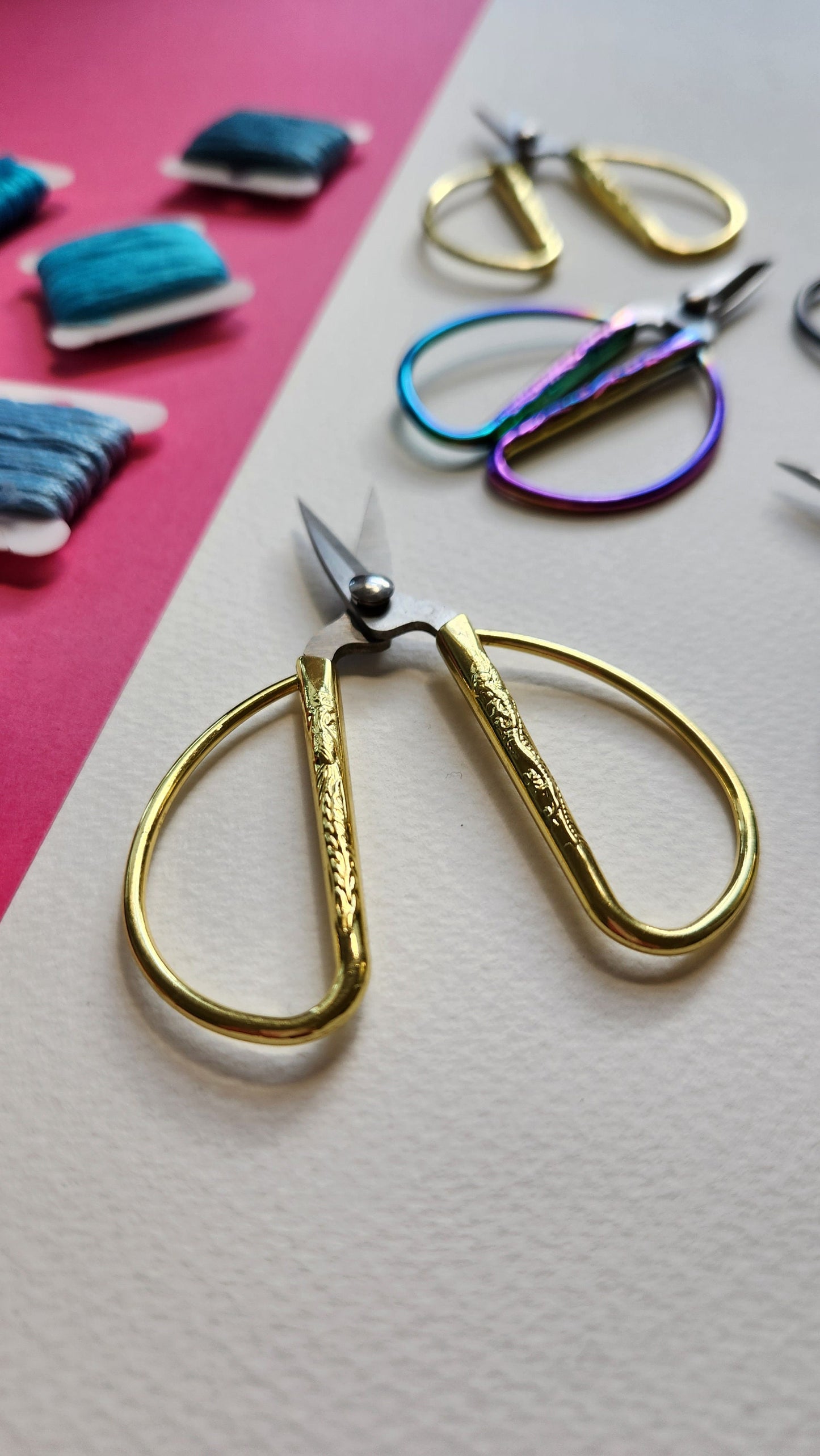 Mini embroidery scissors